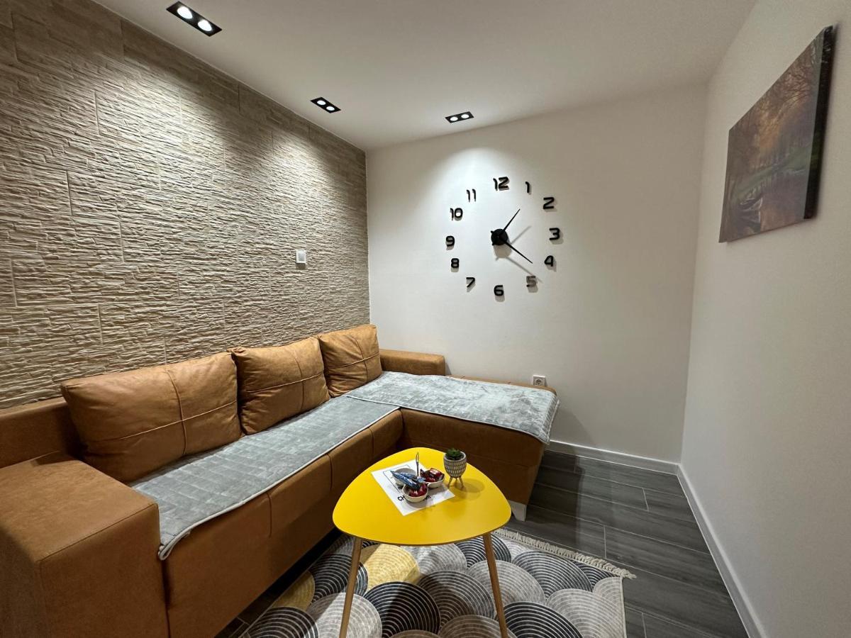 Vucinic Studio Apartment Cetinje Exterior photo